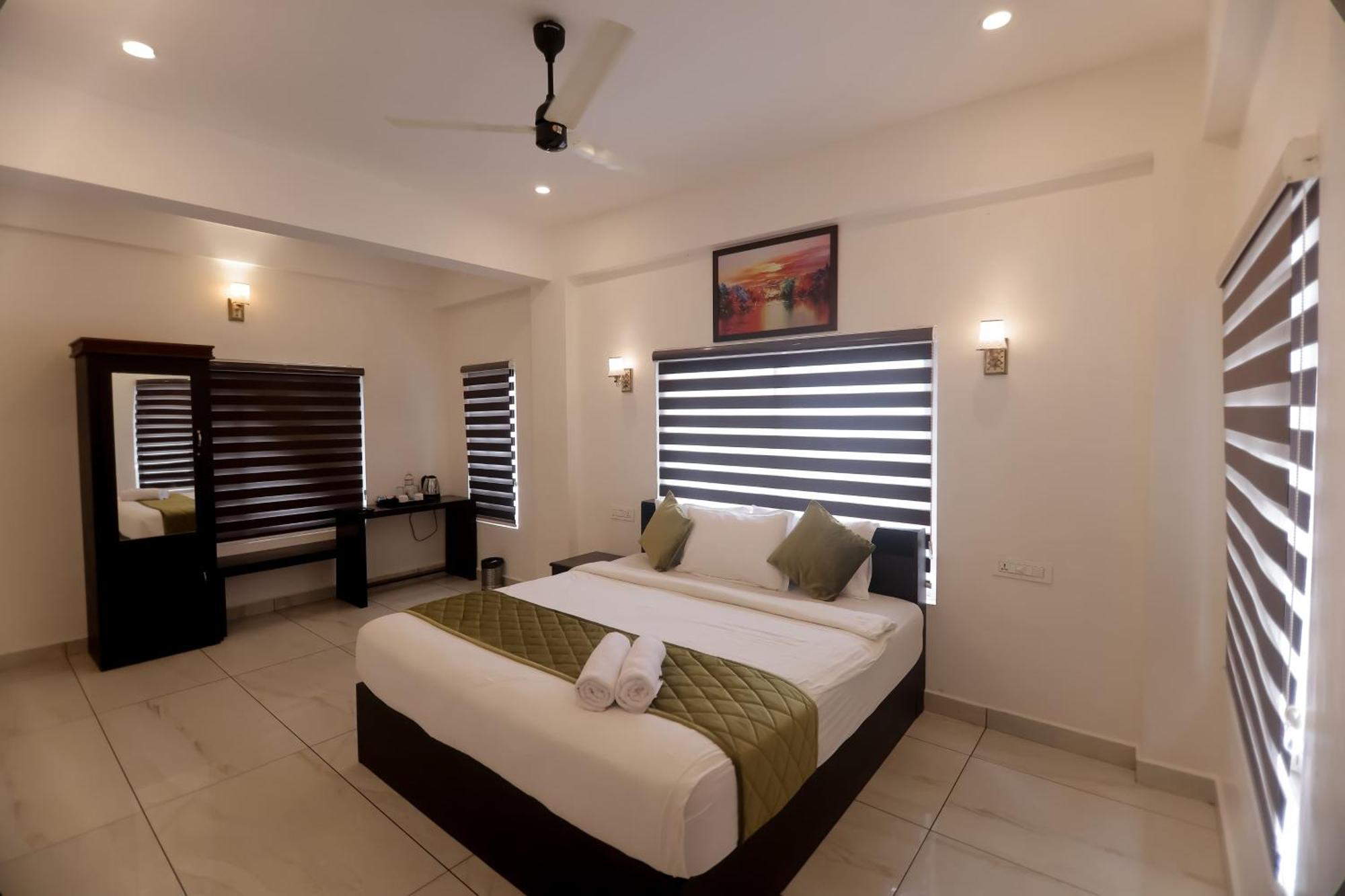 Himasailam Pool Resort Vagamon Extérieur photo